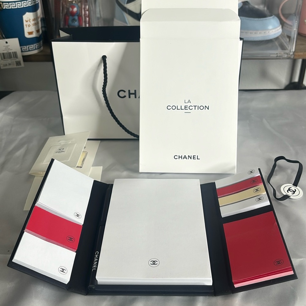 💌SOLD—Chanel notebook bundle ♥️